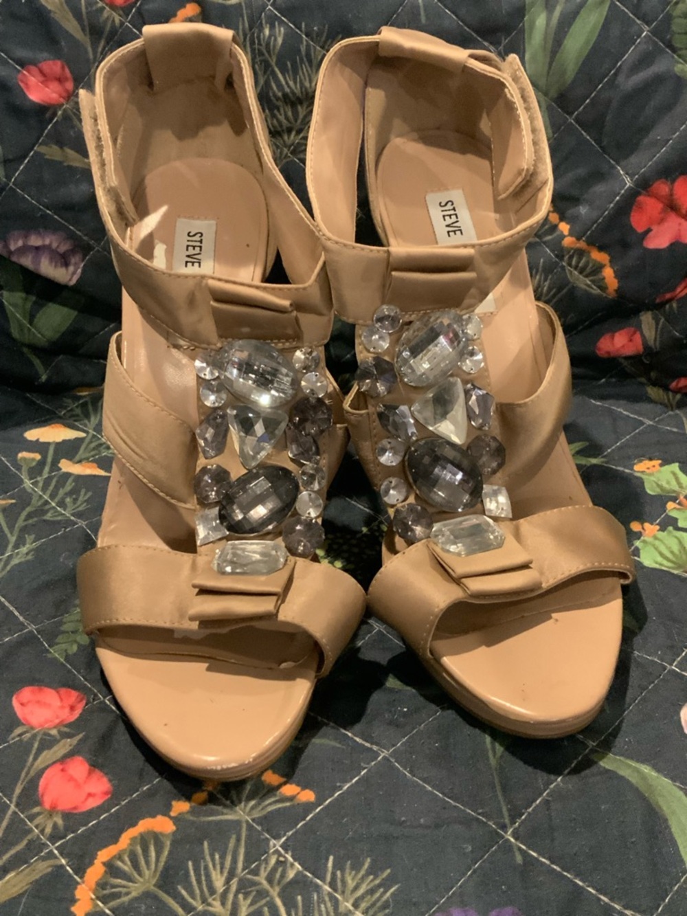 Steve Madden Beige Jeweled Strappy Heels size 10 worn once